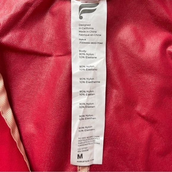 Fabletics Gianna 2 Lightweight Rain Jacket Red Persimmon Size Medium - Picture 5 of 7